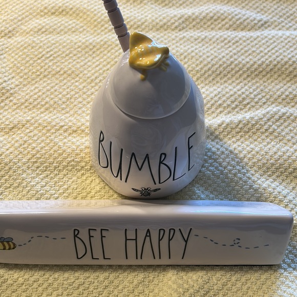 RAE DUNN Bumblebee Set - Picture 2 of 13